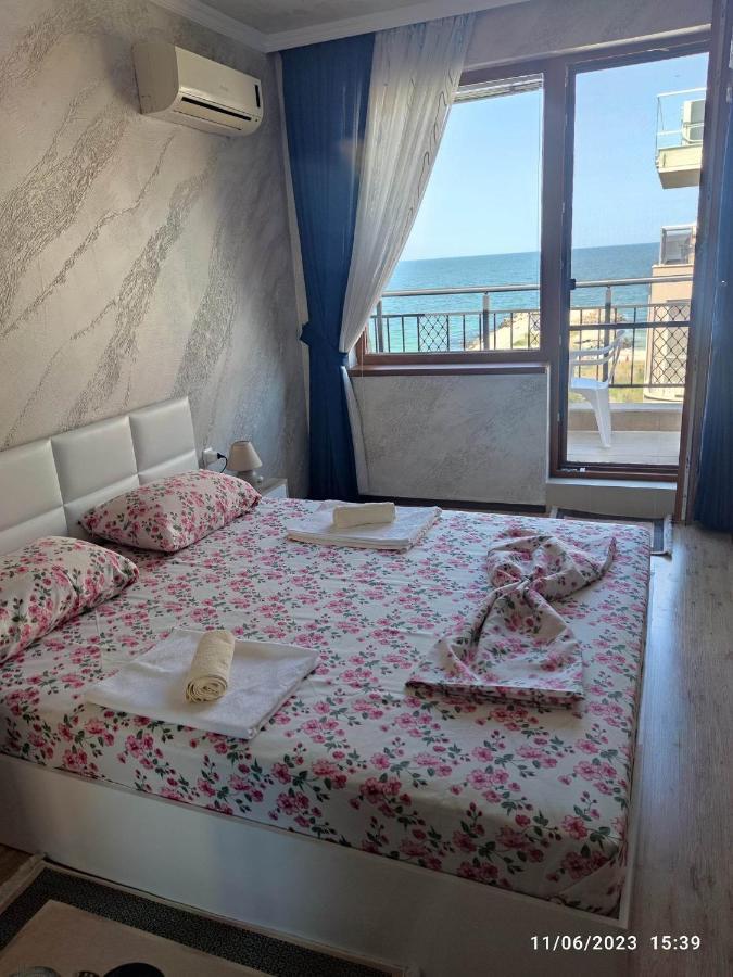 Apartament Piero Поморие Экстерьер фото